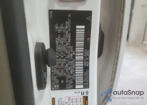 2007 Toyota 4Runner Limited z USA, uszkodzony, nr VIN JTEBU17R778087958